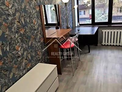 квартира за адресою Кривий Ріг, Романа Шухевича вул. (Мусоргського), 23