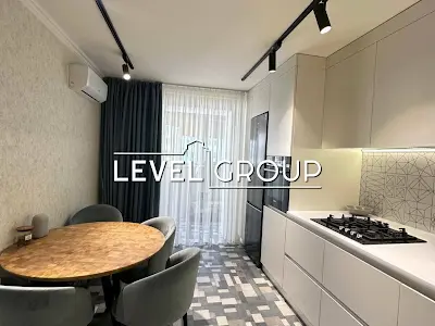квартира за адресою Теплична вул., 38