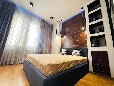 квартира за адресою Коперника вул., 5