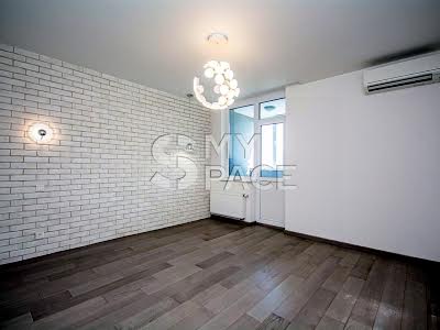 квартира по адресу Коперника ул., 3