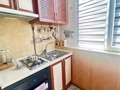 квартира за адресою Заводська вул., 56б