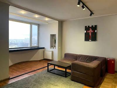 квартира по адресу Леся Курбаса просп., 5-В