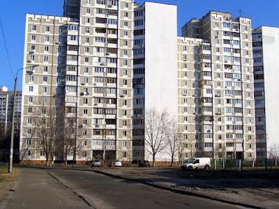 квартира по адресу Ревуцкого ул., 11в