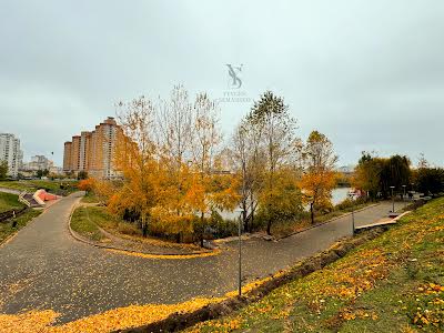 квартира по адресу Бажана Николая просп., 1-М