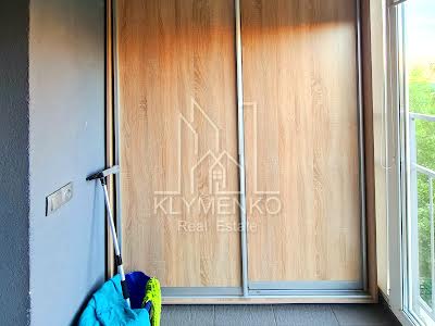 квартира за адресою Регенераторна вул., 4