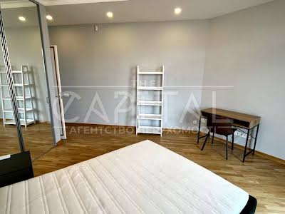 квартира за адресою Шота Руставелі вул., 27
