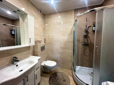 квартира по адресу Драгоманова ул., 2-А