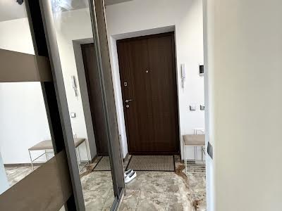 квартира за адресою Драгоманова вул., 10