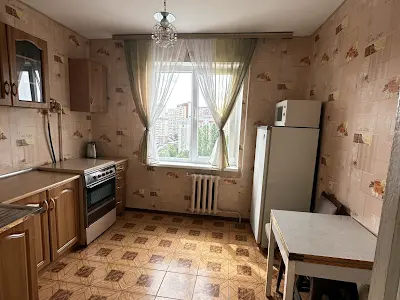 квартира по адресу Небесной Сотни просп. (Маршала Жукова), 75