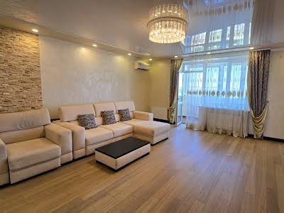 квартира за адресою Лазурна вул., 5 к11