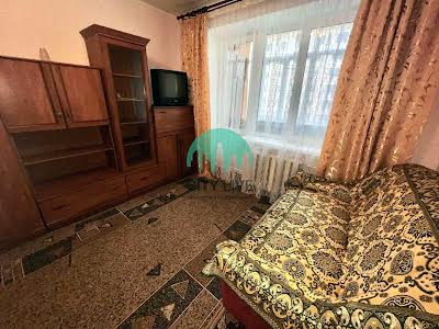 квартира за адресою Сухомлинського вул., 2а