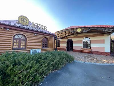 комерційна за адресою Заводська вул., 1