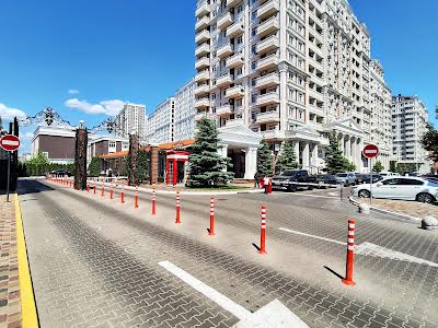 квартира за адресою Михайла Максимовича вул. (Онуфрія Трутенка), 28-Е