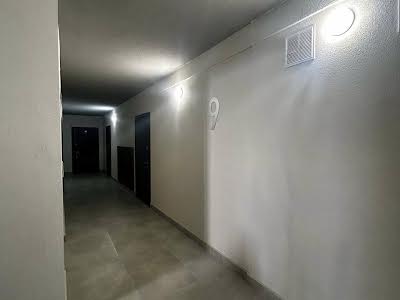 квартира за адресою Роксоляни вул., 151