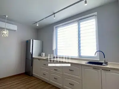 квартира за адресою Практична вул., 1