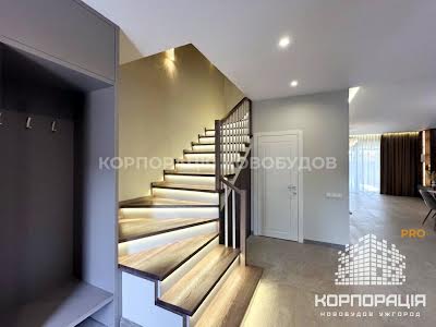 будинок за адресою с. Сторожниця, Волошкова, 10А