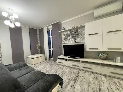 квартира по адресу Червоной Калины просп., 72