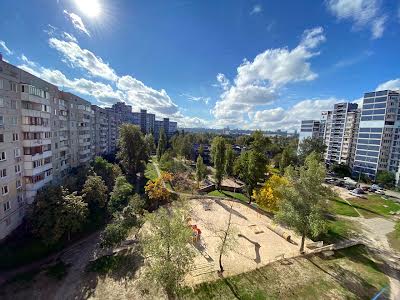 квартира за адресою Йорданська вул. (Гавро Лайоша), 11б