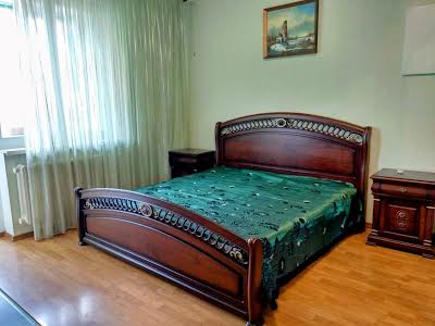 квартира за адресою Голосіївський просп. (40-річчя Жовтня), 68