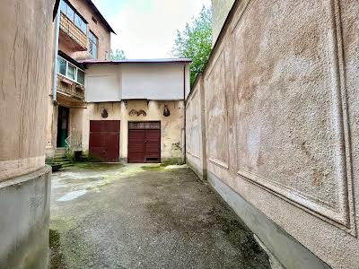 квартира за адресою Івана Рутковича вул. (), 4