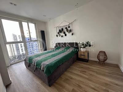 квартира за адресою Святослава Хороброго, 11б