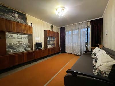 квартира за адресою Героїв просп., 12