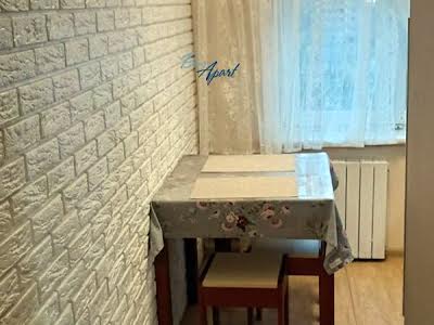 квартира за адресою Райдужна вул., 2Б