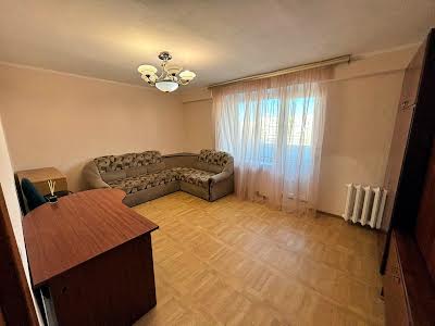 квартира по адресу Героев просп., 50