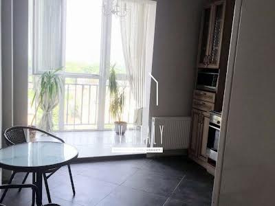 квартира за адресою Метрологічна вул., 62