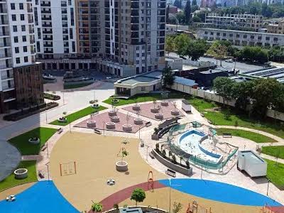 квартира за адресою Краснова вул., 3