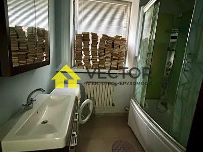 квартира за адресою Пилипа Орлика вул. (Паризької Комуни), 2/16