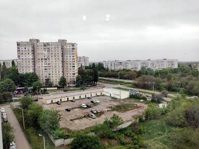 квартира за адресою Роганська вул., 130/3