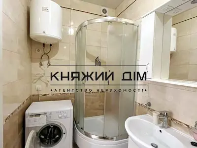 квартира за адресою Феодосійська вул., 3-В