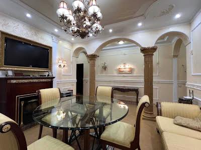 квартира по адресу Кропивницкого ул., 8