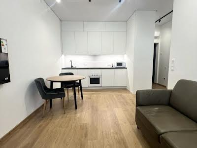 квартира за адресою костомарівська, 1