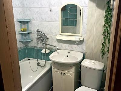 квартира за адресою Олени Теліги вул., 37