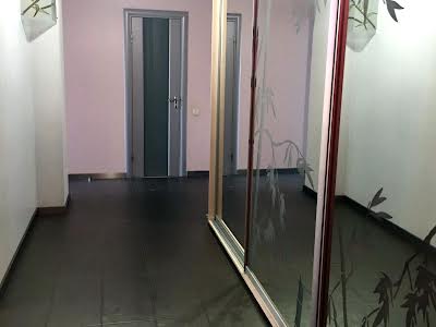 квартира за адресою Полякова, 23