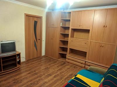 квартира за адресою Дністерська вул. (Двінська), 1-А