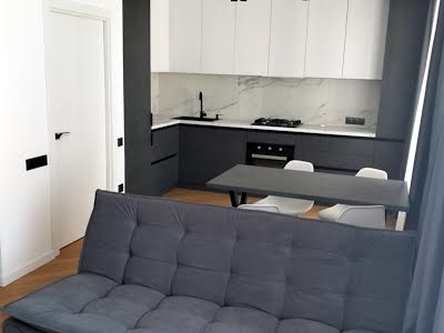 квартира по адресу Пр.Тарнавського, 4