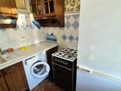 квартира за адресою Середньофонтанська вул., 16