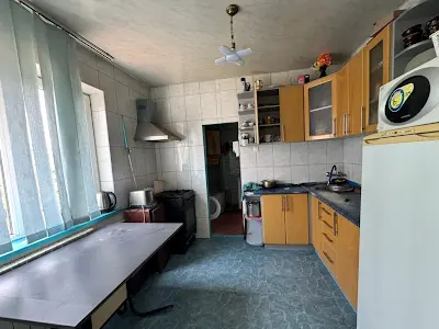 будинок за адресою Парникова вул.