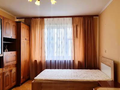 квартира за адресою Бориса Гмирі вул., 13