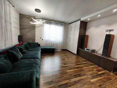 квартира за адресою Драгоманова вул., 38-А