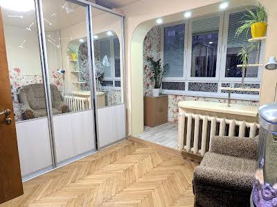 квартира за адресою Володимира Вернадського вул., 14