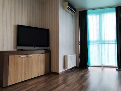 квартира по адресу Драгоманова ул., 2б