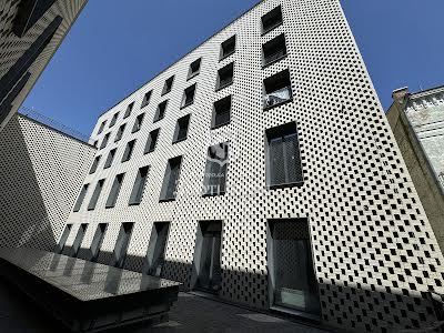 квартира за адресою Петра Сагайдачного вул., 18
