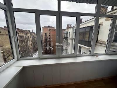 квартира за адресою Шовковична вул., 32/34