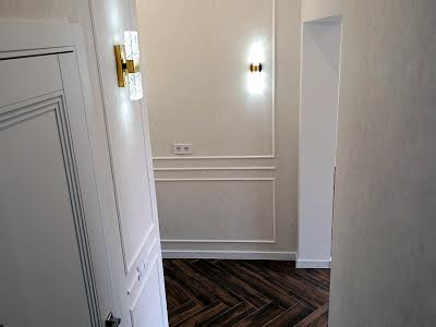 будинок за адресою провулок Трояндовий