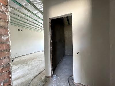 дом по адресу Защитников Мариуполя ул. (Костромська)