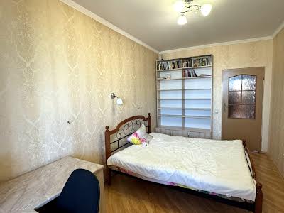 квартира за адресою Л.Гузара, 15 а